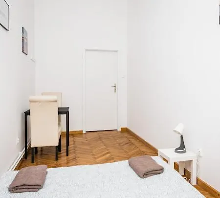 Wasik Apartment *